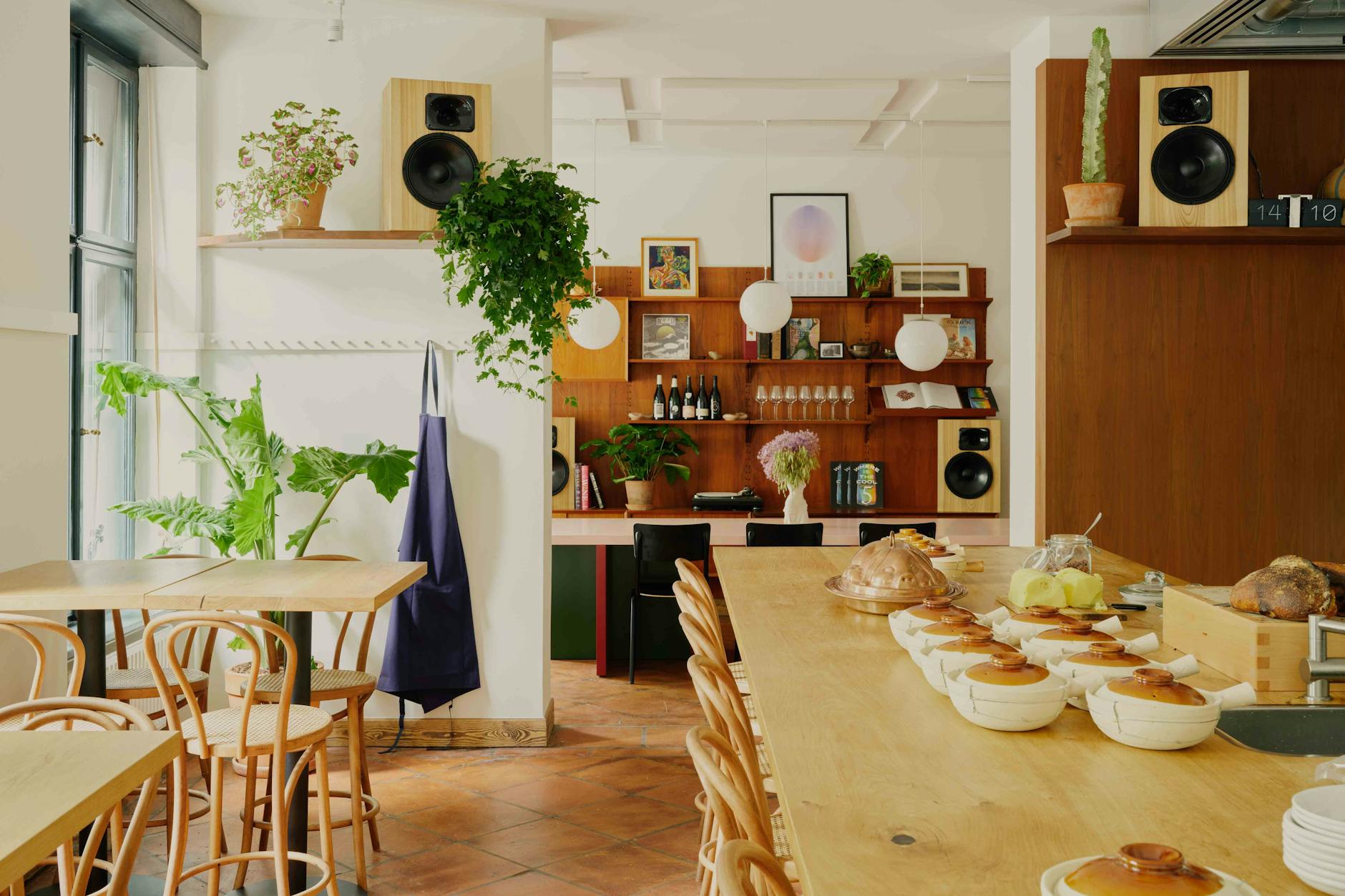 Ein bisschen albern und penetrant ist das ganze Gewese um den nachhaltigen Ansatz des Frieda schon – dafür sieht das Restaurant recht hübsch aus.