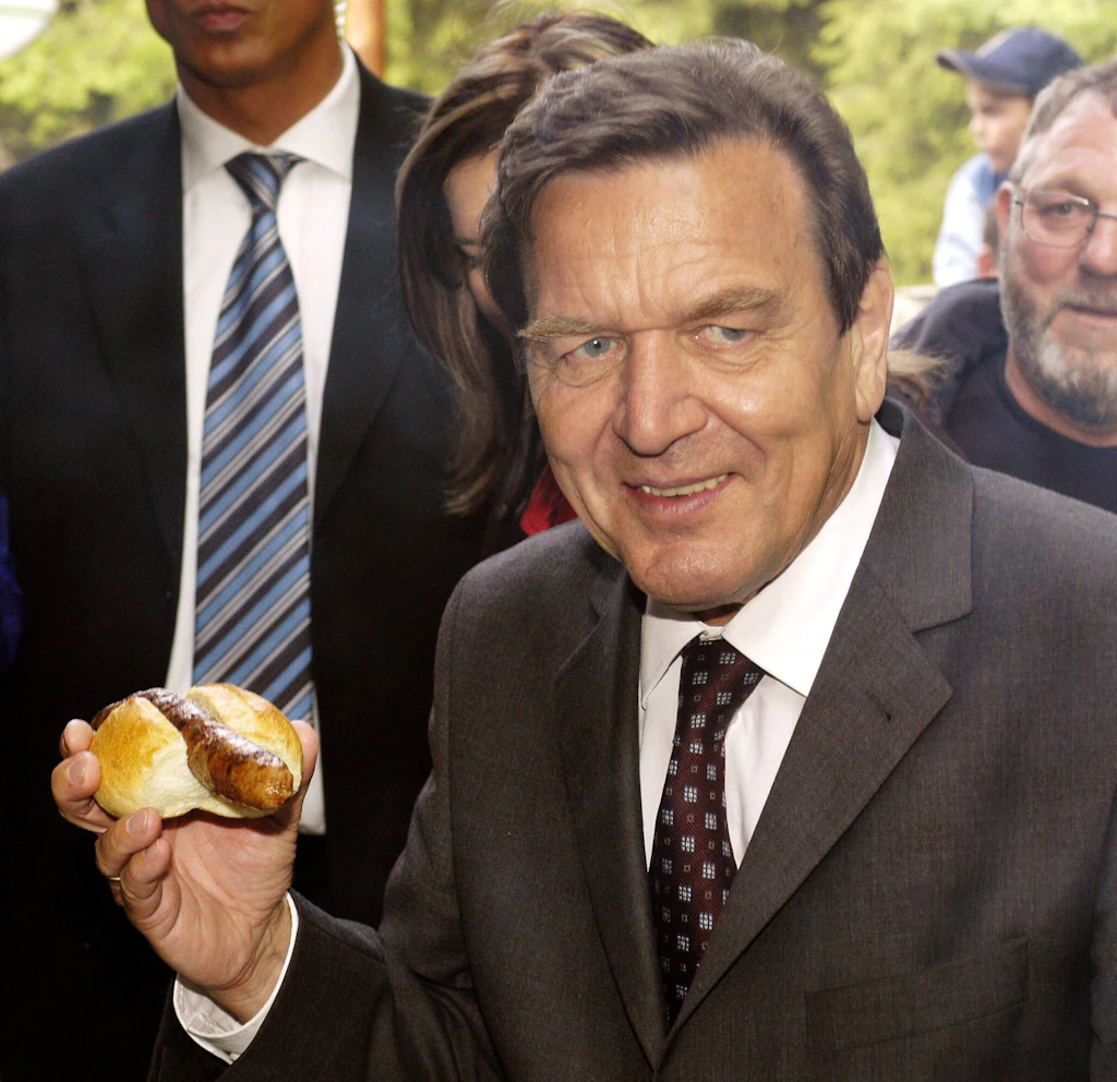 Die Kritik an Gerhard Schröders Currywurstliebe zeigt die deutsche Doppelmoral