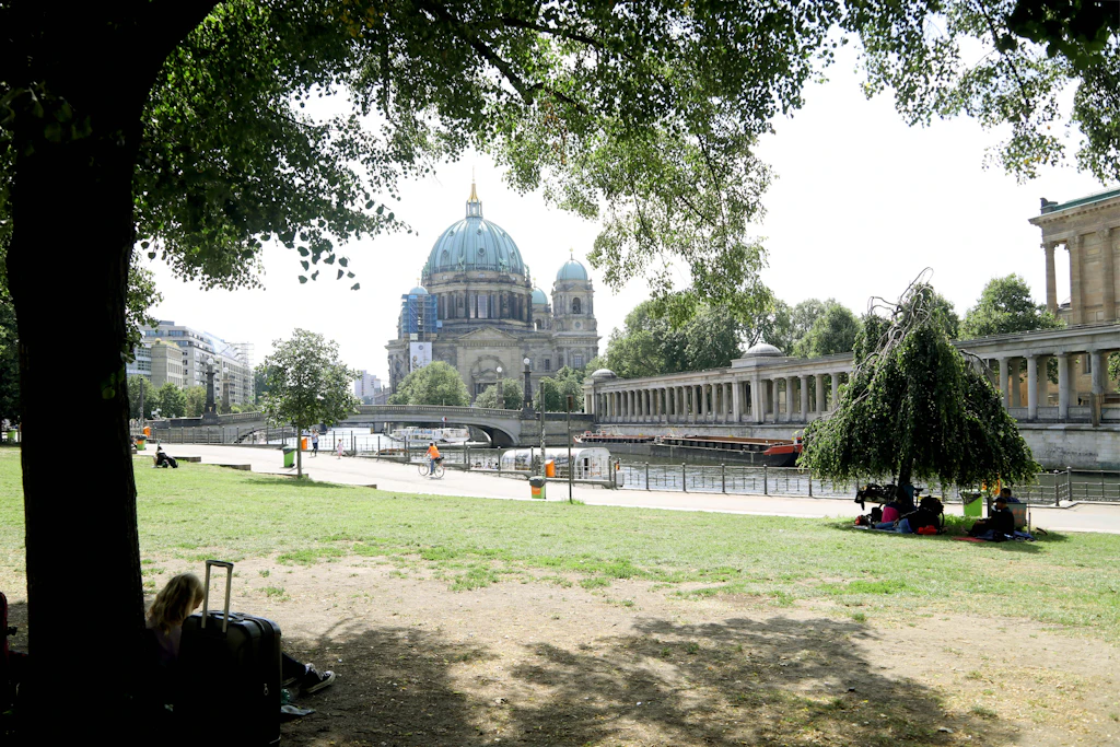 „Betreten verboten“ gilt im James-Simon-Park bis Ende August weiter