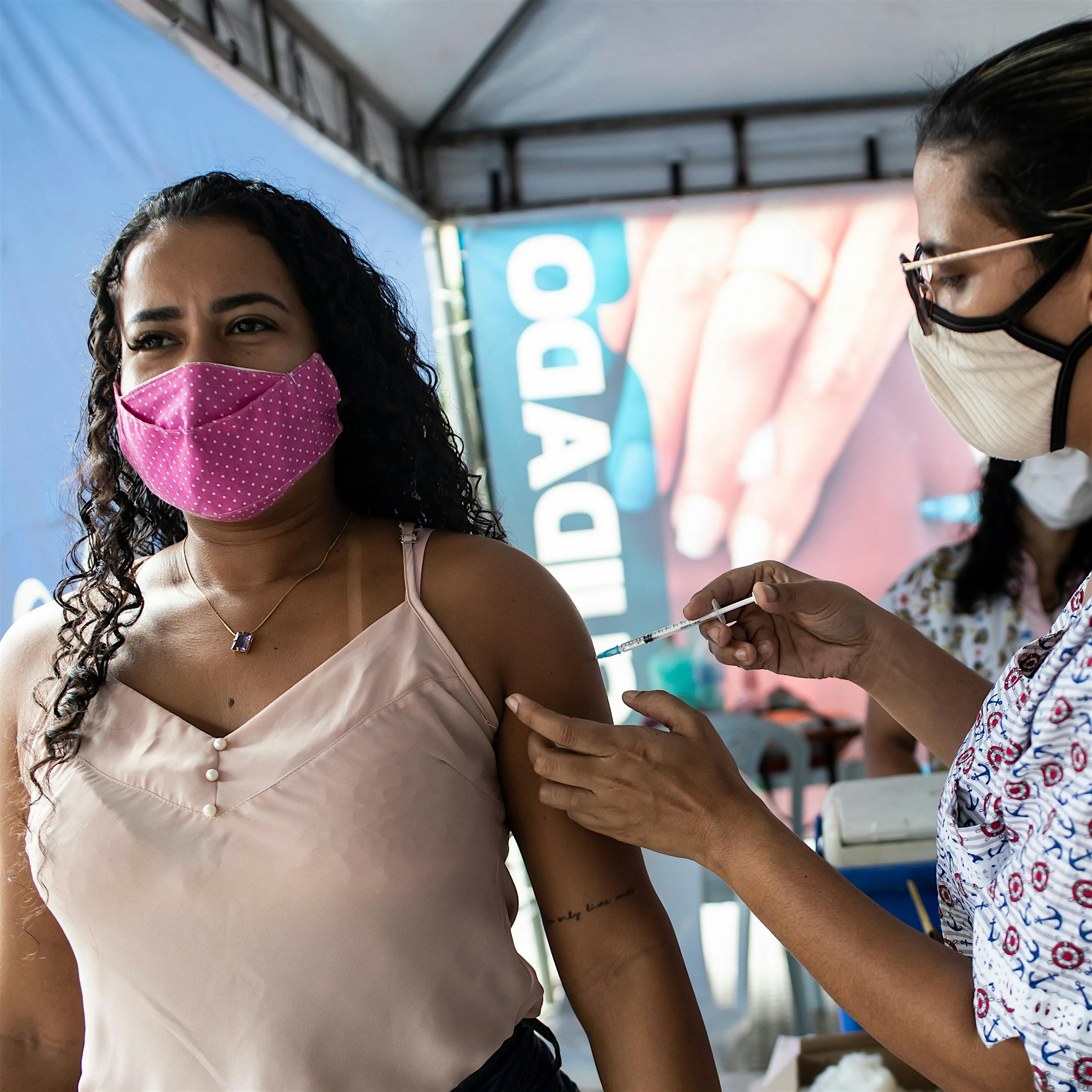 „Hybride Immunität“: Sollten sich Genesene gegen Corona impfen lassen?