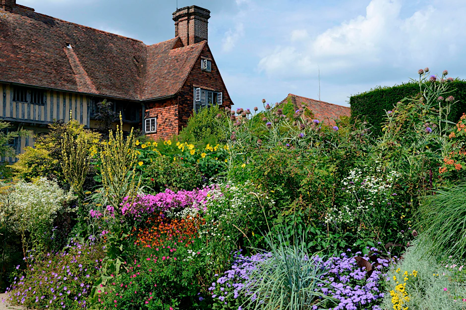 Der Garten Great Dixter in England: Hier ist eine eigene Werkzeug-Kollektion entstanden, die nun von der niederländischen Firma Sneeboer verkauft wird.