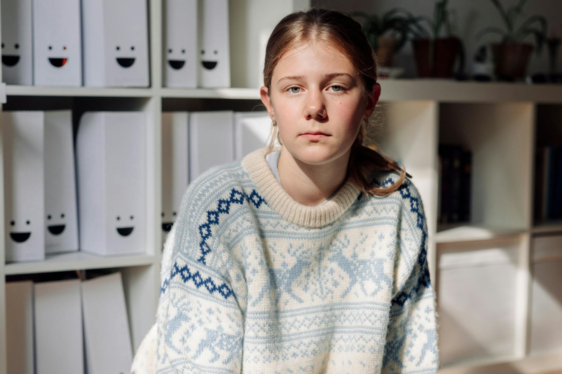 Matilda, 15, hat bereits die erste Impfung bekommen und will einfach ihren Alltag zurück.