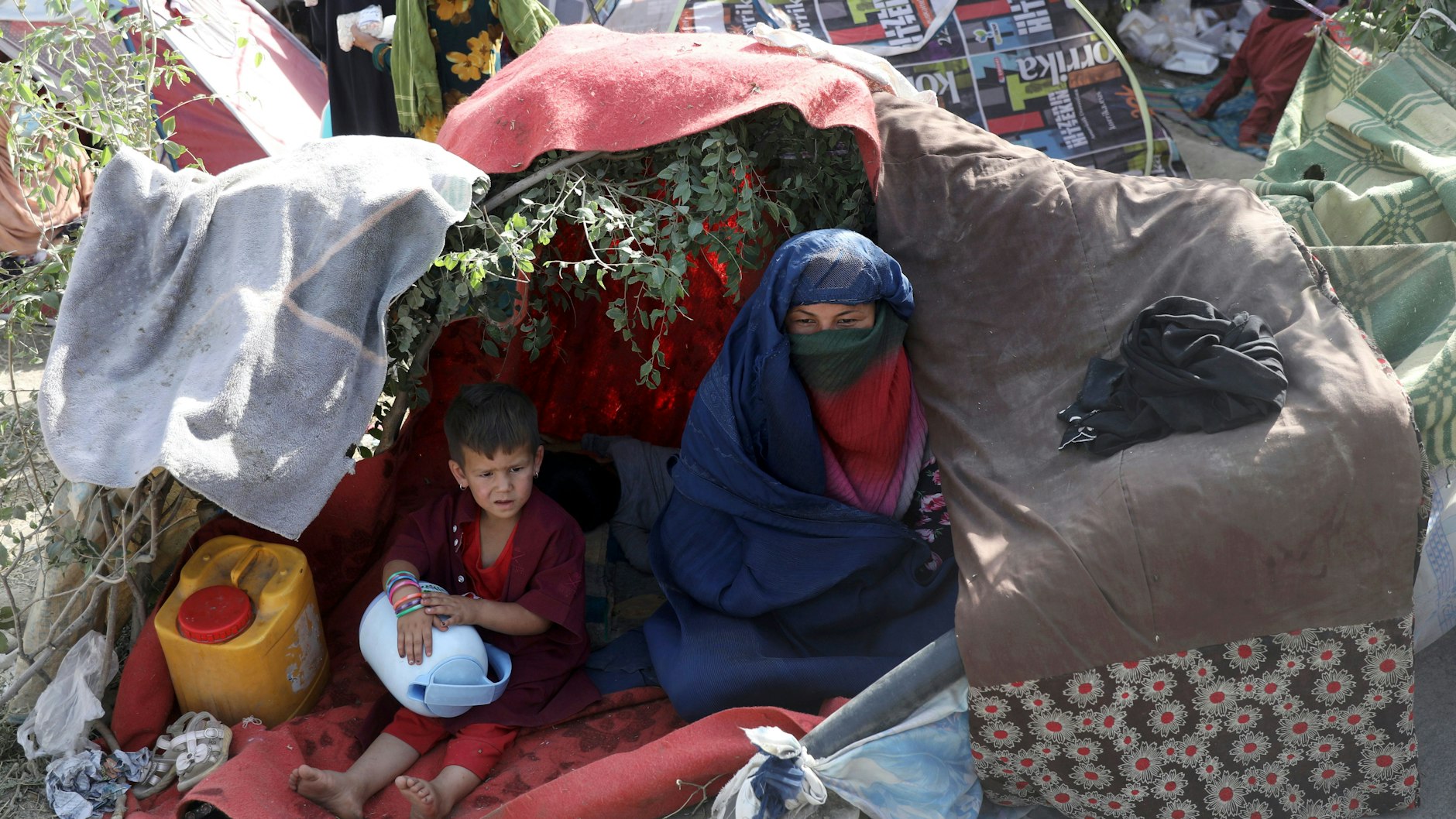 Tausende Afghanen flohen vor den Taliban, leben jetzt in Zeltstädten in Kabul.