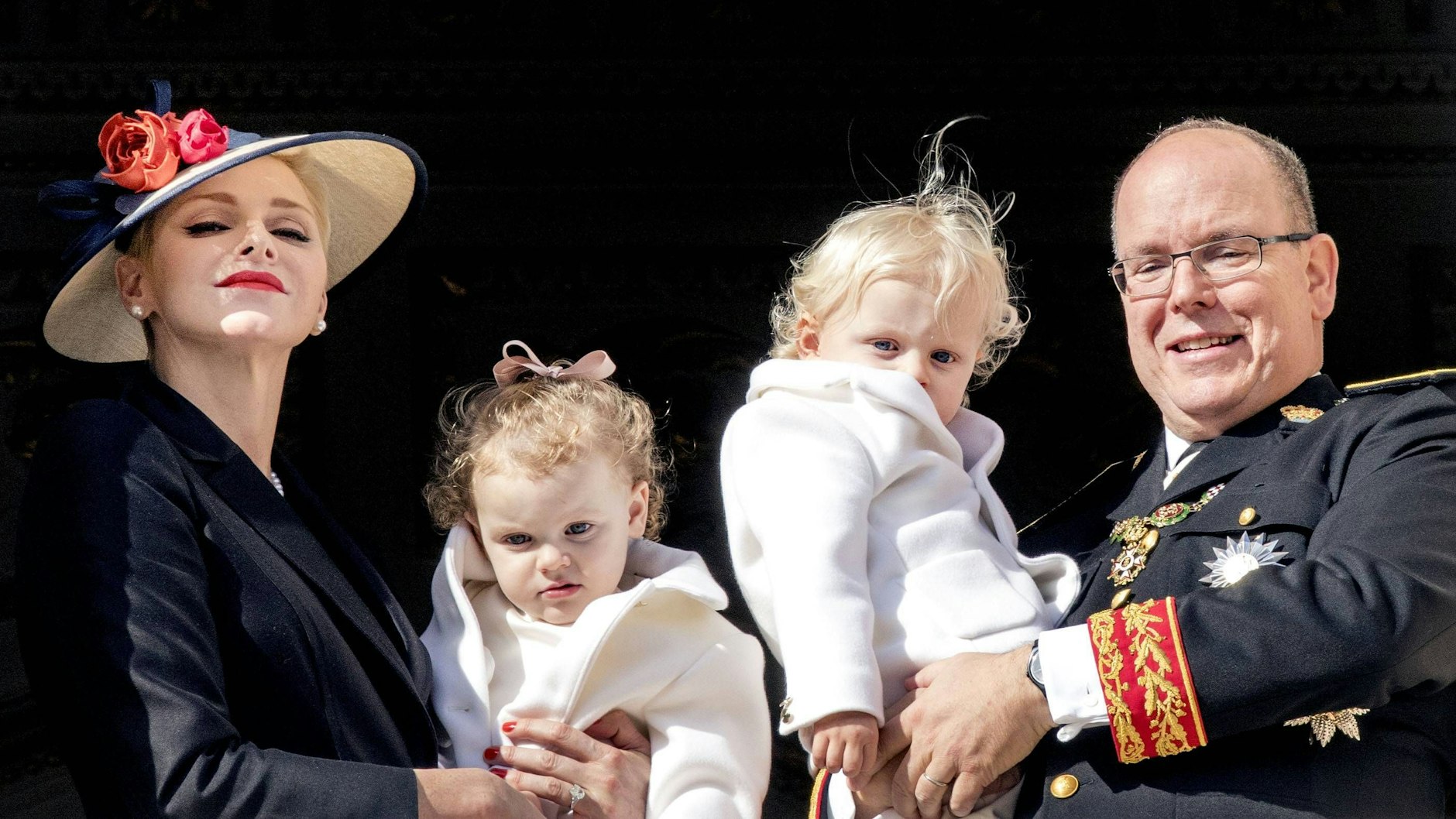 Monacos Fürstenfamilie: Charlène, ihr Mann Albert und die gemeinsamen Zwillinge Gabriella und Jacques.