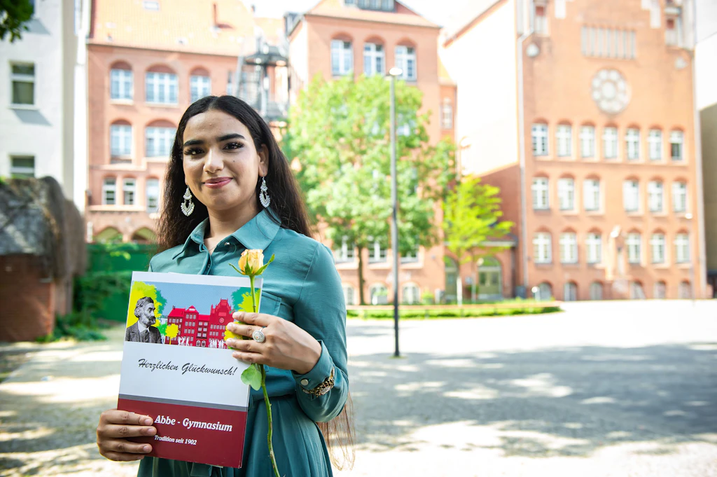 Afghanen in Berlin haben Angst um ihre Heimat und Familien