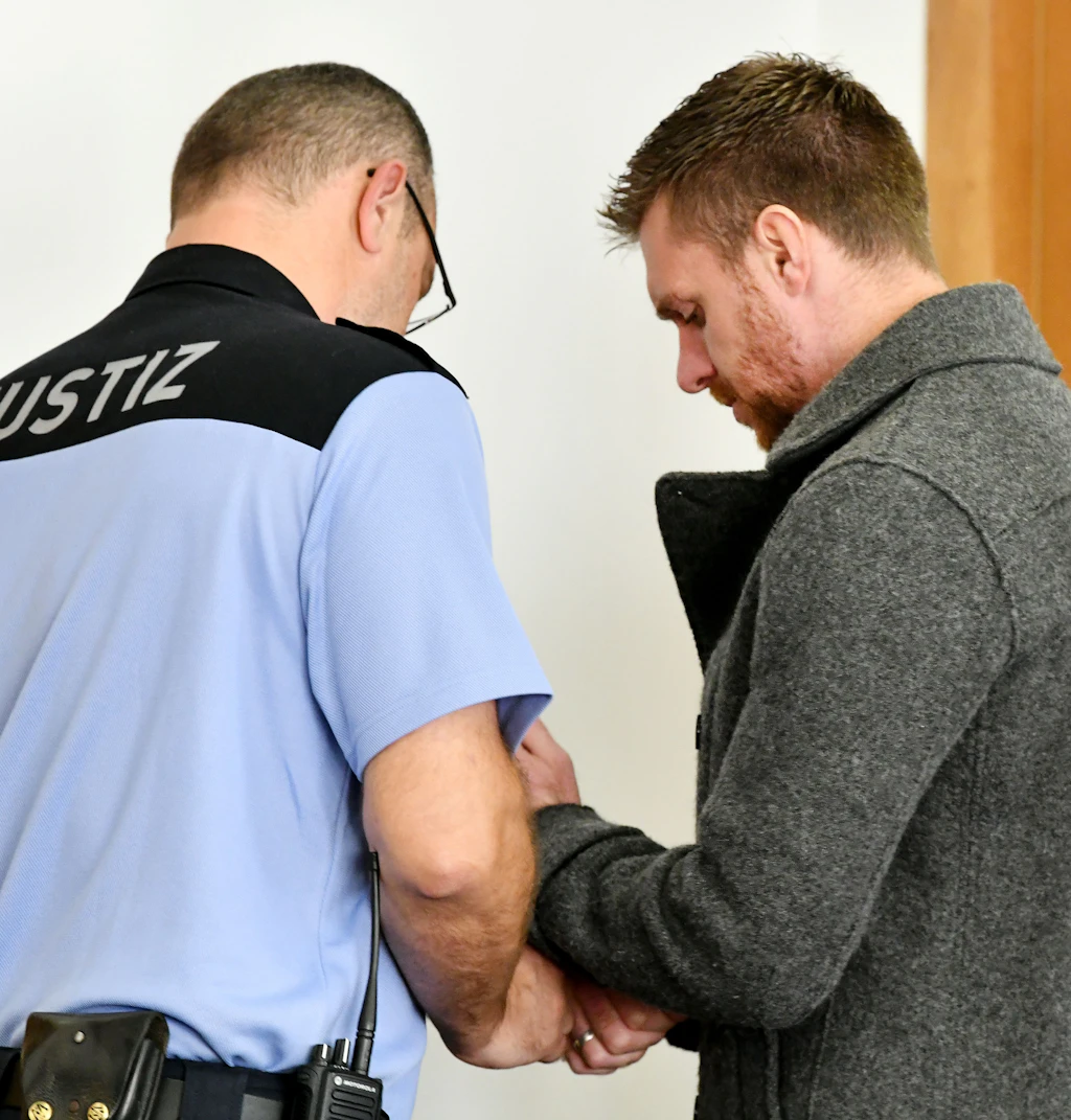 Wegen Brandstiftung: Ex-NPD-Politiker zu acht Jahren Haft verurteilt