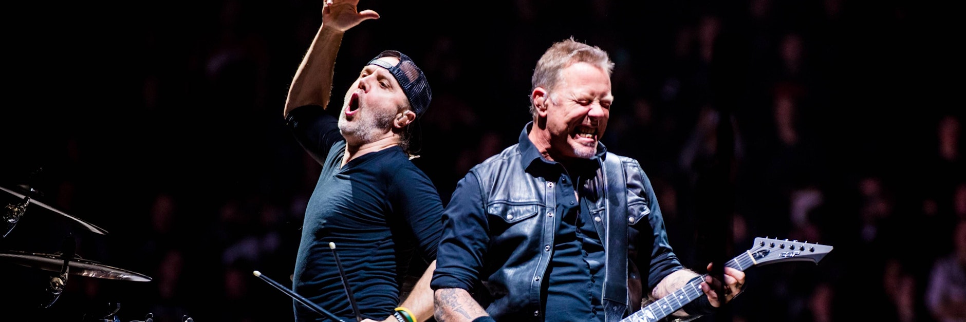 Lars Ulrich (l.) und James Hetfield sind die Köpfe hinter der Band Metallica.