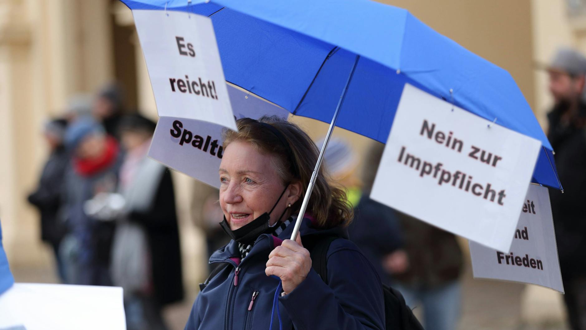 Protest gegen eine mögliche Impfpflicht in Berlin im März 2021.
