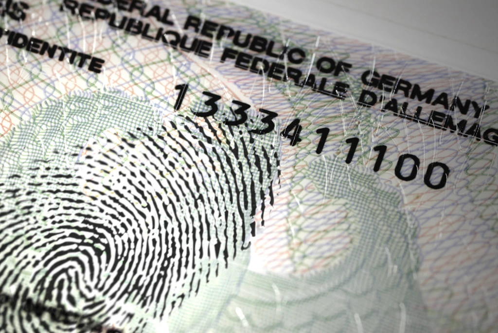 Personalausweis nur noch mit Fingerabdruck: Kommt nun das Ende der Kriminalität?