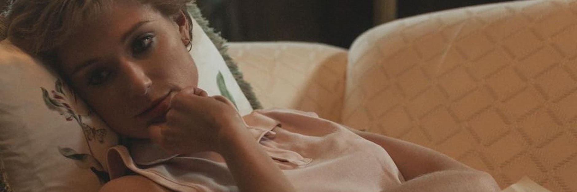 Elizabeth Debicki ganz verträumt als Lady Diana.