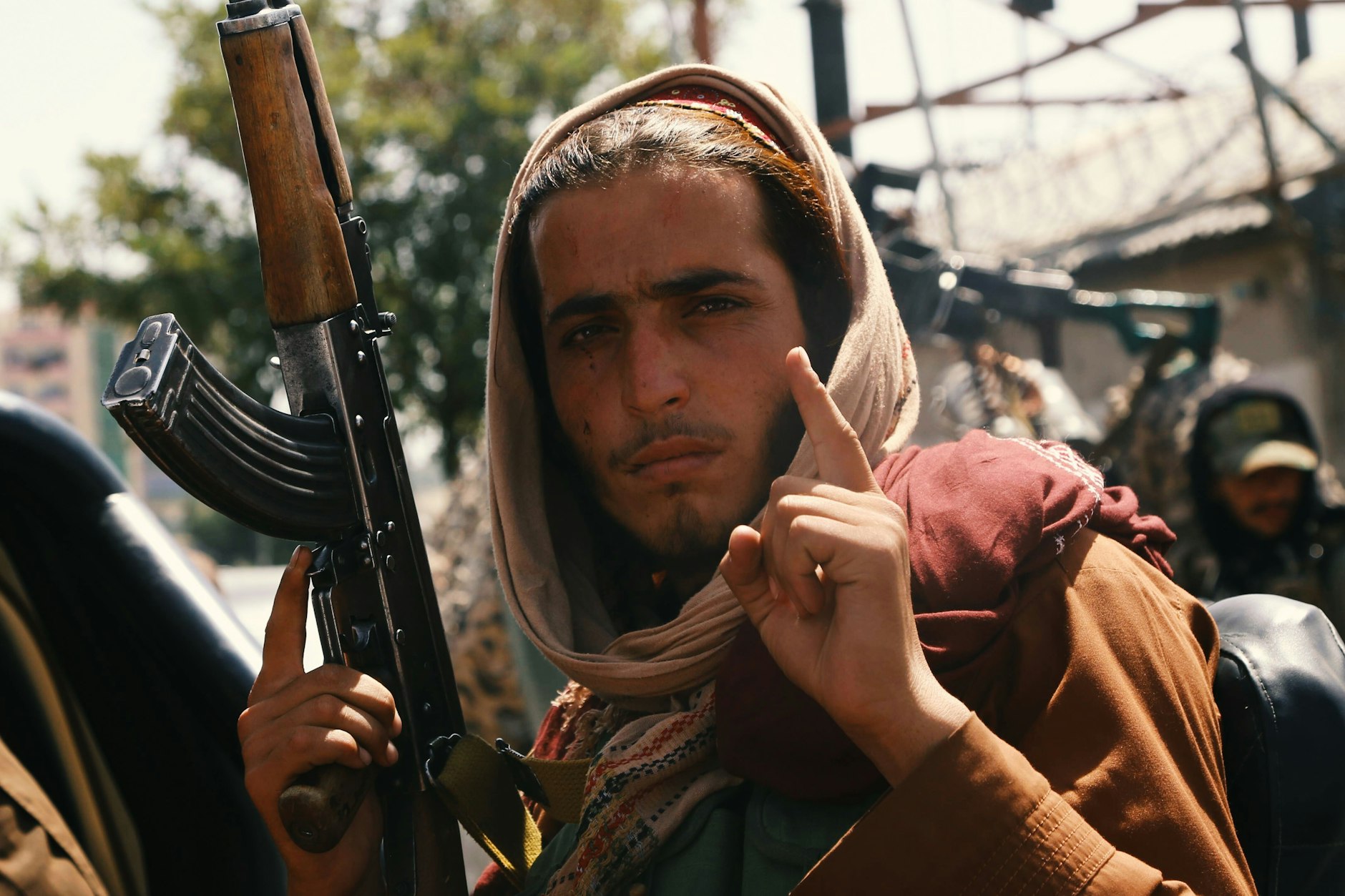 Ein Taliban-Kämpfer auf den Straßen von Kabul.