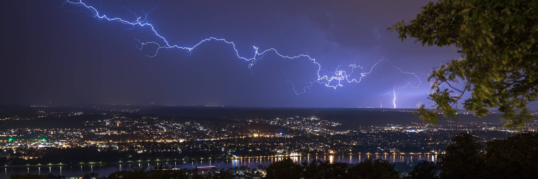 Am Wochenende kann es in vereinzelten Regionen zu Gewittern kommen.