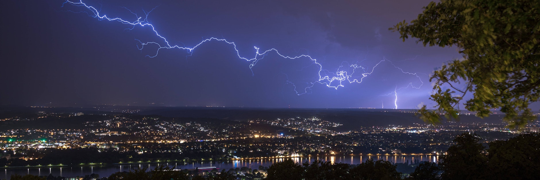 Am Wochenende kann es in vereinzelten Regionen zu Gewittern kommen.
