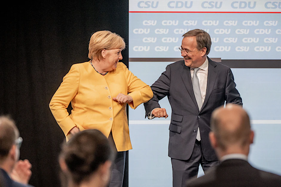 Armin Laschet, Kanzlerkandidat der Union und Bundeskanzlerin Angela Merkel (CDU) im Berliner Tempodrom.&nbsp;