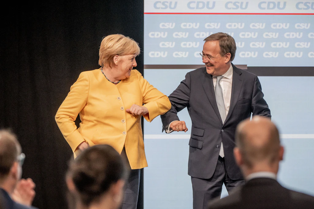 Offizieller Wahlkampfauftakt in Berlin: Union schaltet auf Attacke