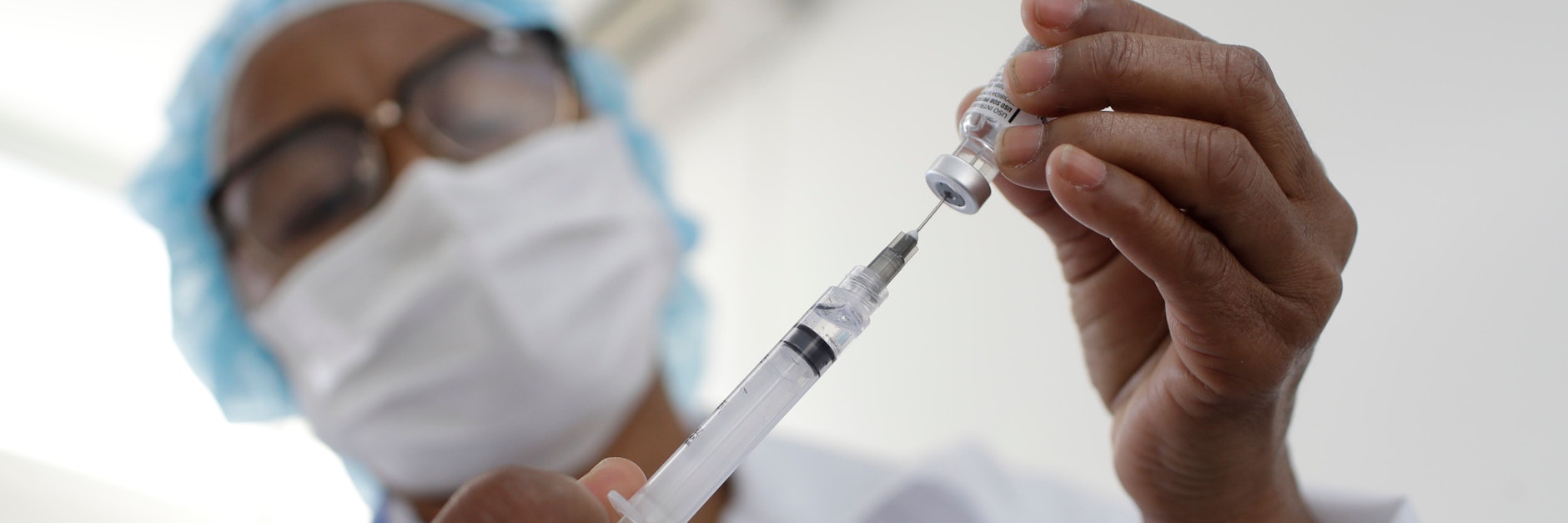 In mehreren Bundesstaaten Brasiliens ist Impfstoff Mangelware.