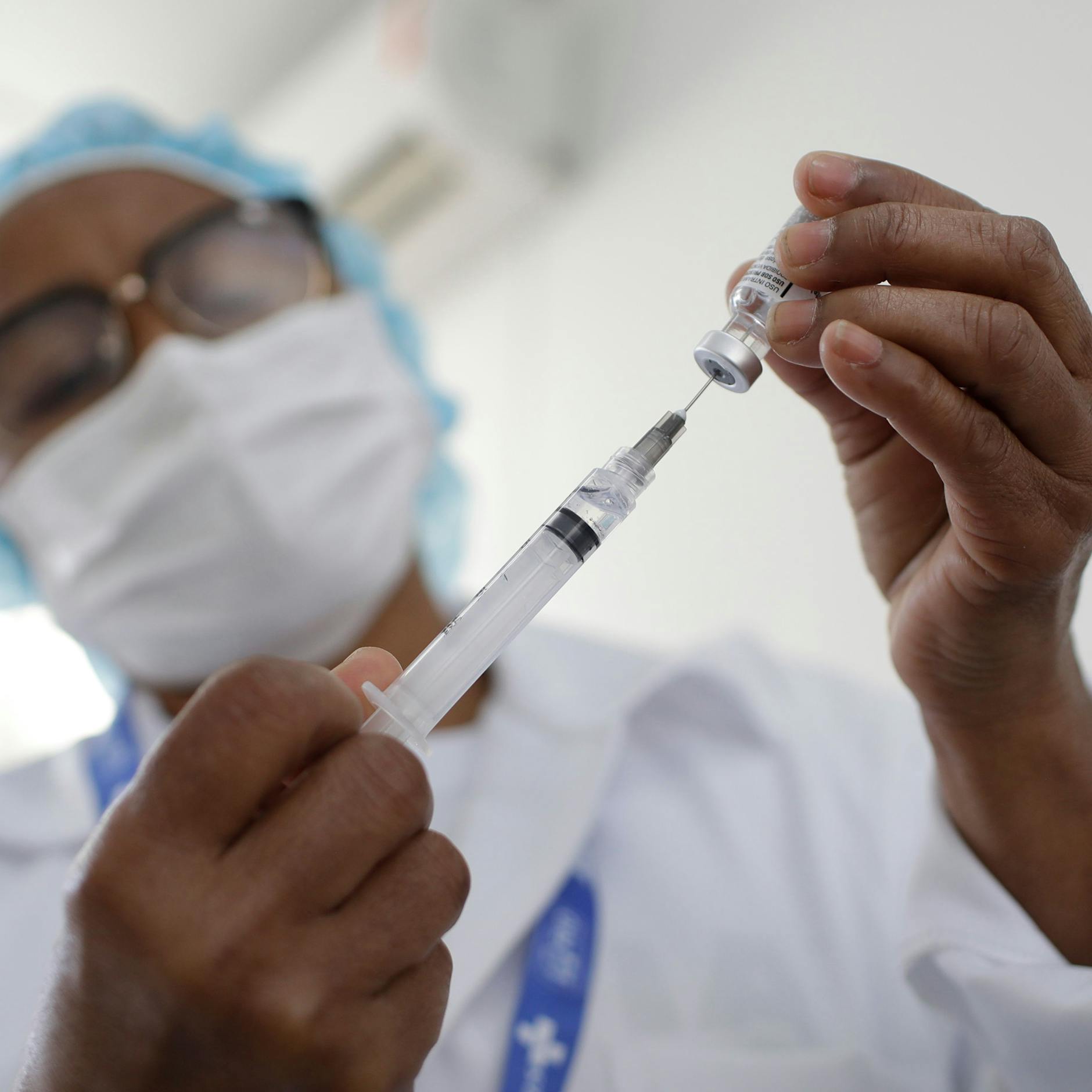 Impfsüchtig? Brasilianer lässt sich binnen einer Woche fünf Mal piksen