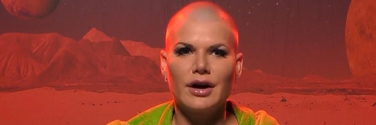 Melanie Müller trägt jetzt Glatze.