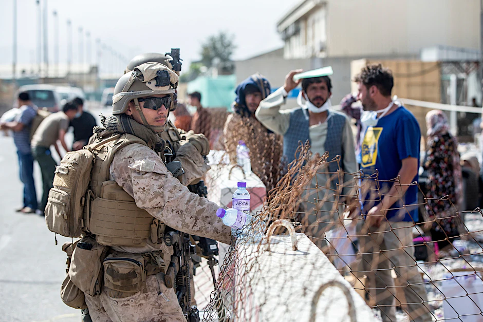 U.S. Marines am Flughafen in Kabul