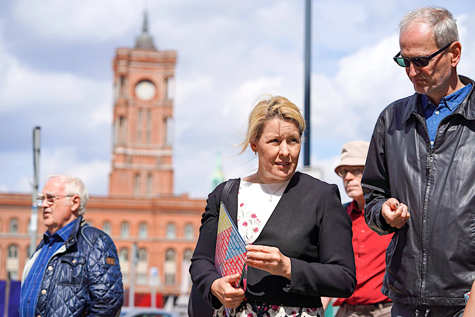 Als Spitzenkandidatin der Berliner SPD will Franziska Giffey ins Rote Rathaus.