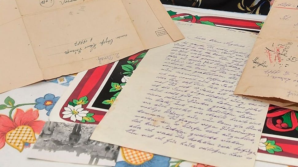 Die vergilbten Feldpost-Briefe von 1944.