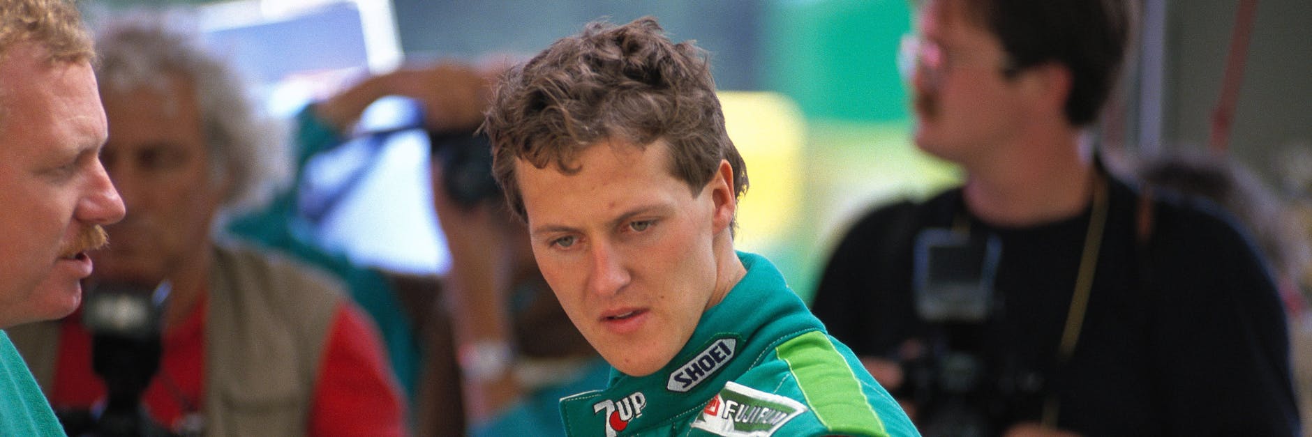 Michael Schumacher betrat 1991 in Spa die Formel-1-Bühne. Sein damaliger Manager Willie Weber verrät nun Details über Schumis Karriereanfang. 