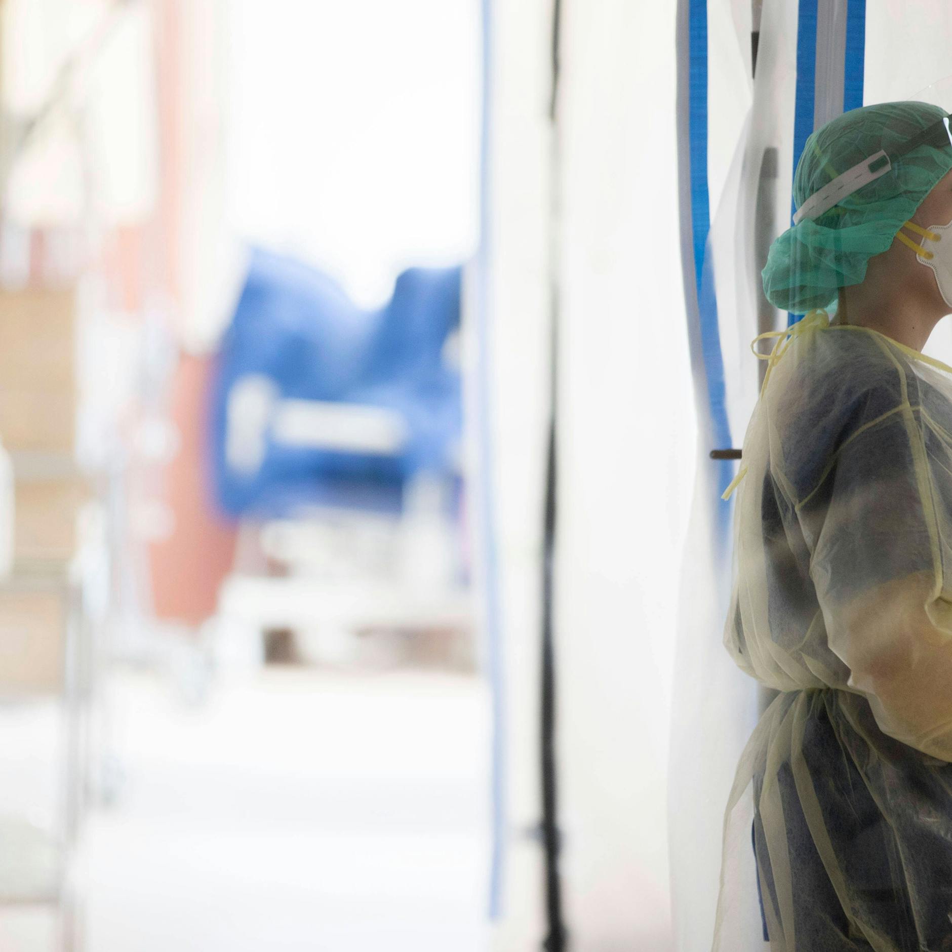 Schluss mit der 50er-Inzidenz als Corona-Gradmesser! Berlin hält an Corona-Ampel fest +++ Das sagen jetzt Mediziner