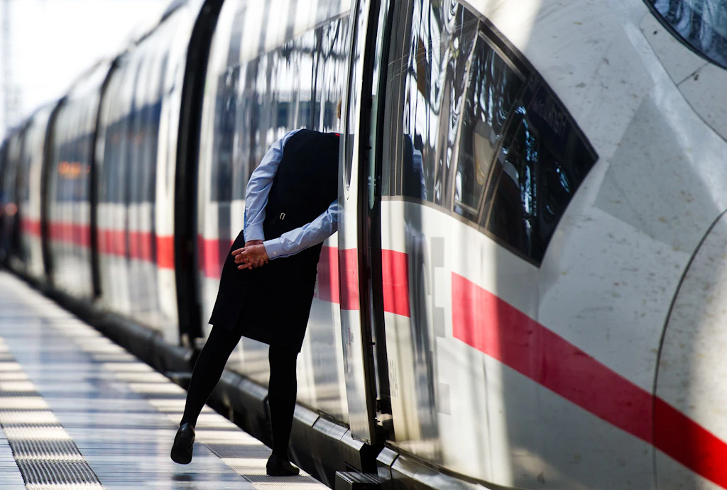 Kritik an Merkel-Plan: 3G-Regelung in der Bahn wäre „völlig illusorisch“