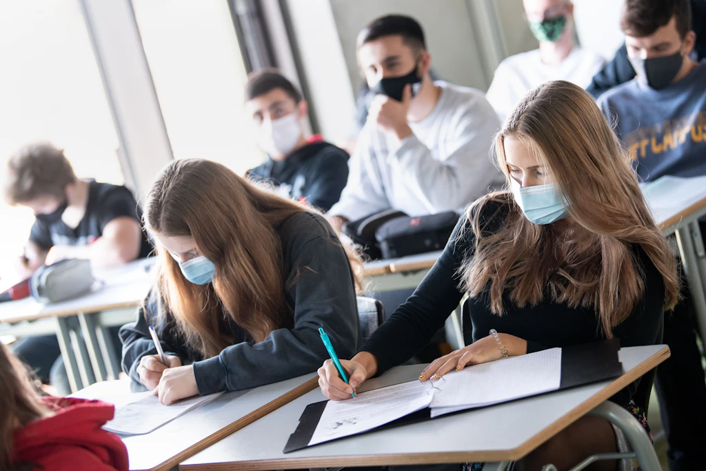 Berlin: Kontaktverfolgung an Schulen und Kitas endet