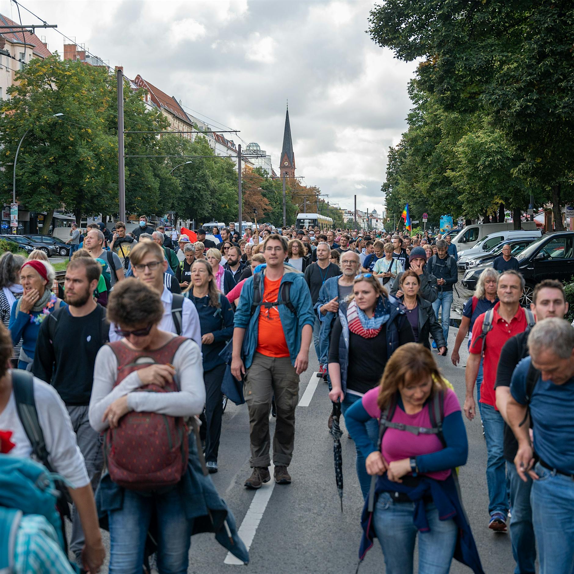 Corona-Demos in Berlin: Politischer Wandertag