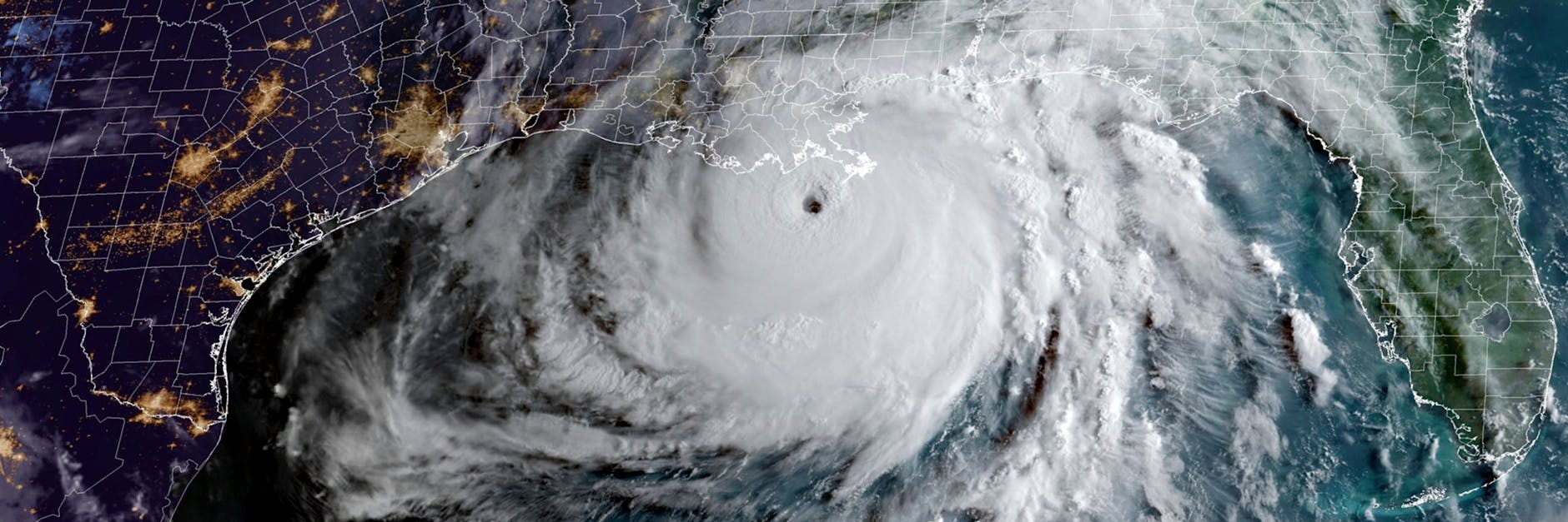 Ein NASA-MODIS-Satellitenbild zeigt die Ausmaße des Hurrikan „Ida“.