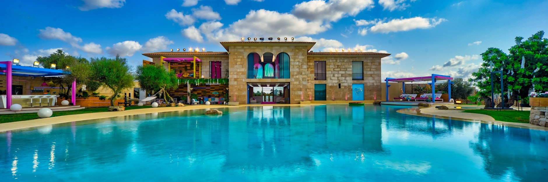 Diese Mega-Villa wird der Dreh- und Angelpunkt der sechsten Staffel von „Love Island“.