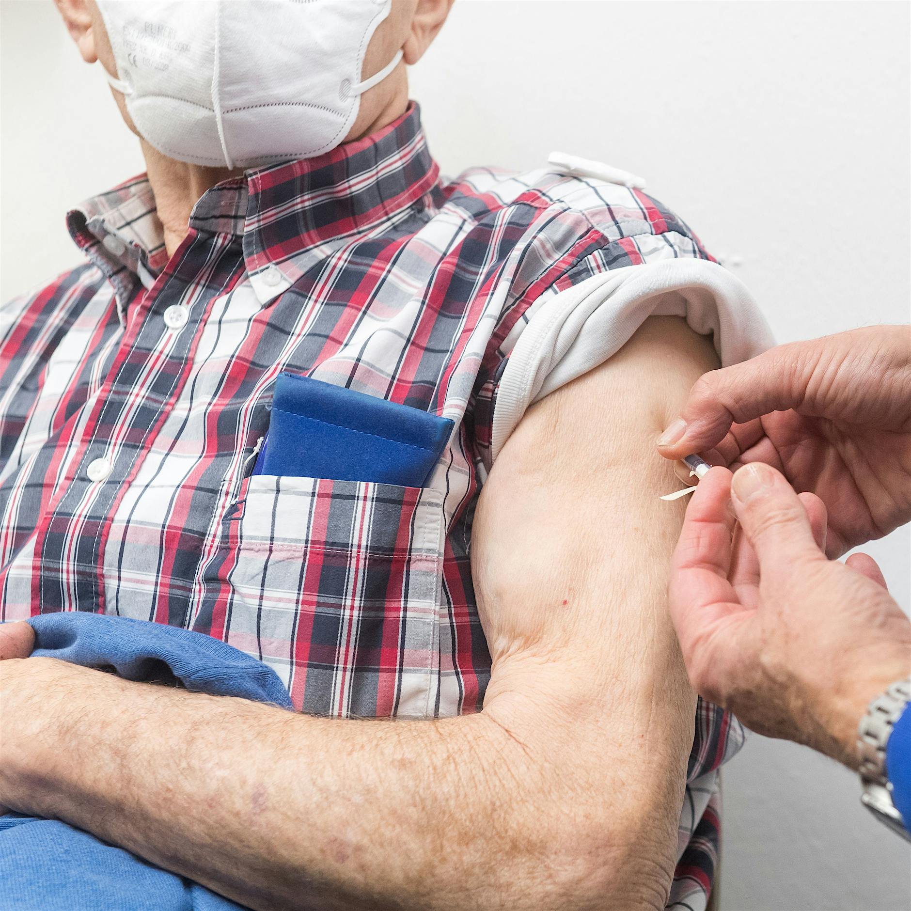 Die ersten Berliner bekommen ab heute die dritte Corona-Impfung