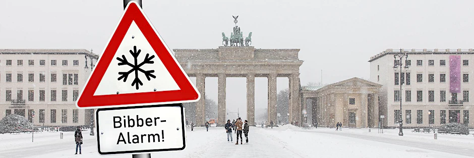 Wird das Brandenburger Tor in diesem Jahr mal wieder im Schnee versinken? Was erste Prognosen verraten, klingt für Winter-Fans leider nicht gut ...