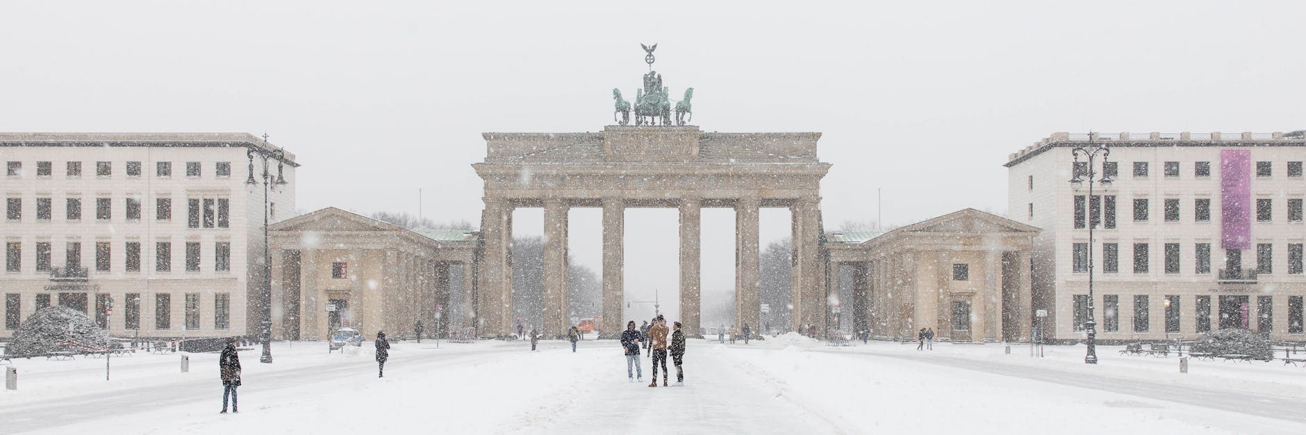 Das Brandenburger Tor im Schnee – so sah der Winter in Berlin im vergangenen Jahr aus.