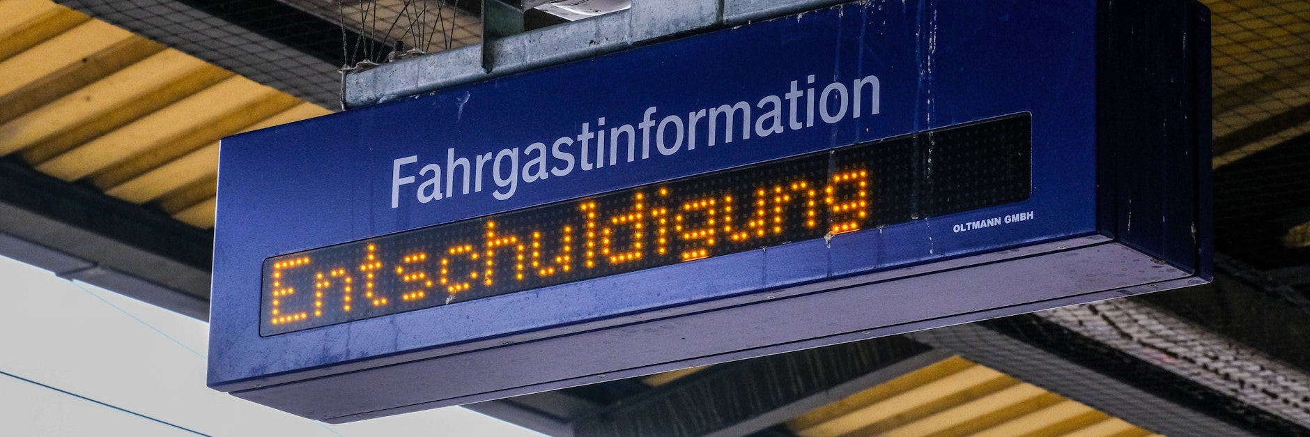Entschuldigung angenommen, aber eine Entschädigung kommt bei Fahrgästen noch besser an.