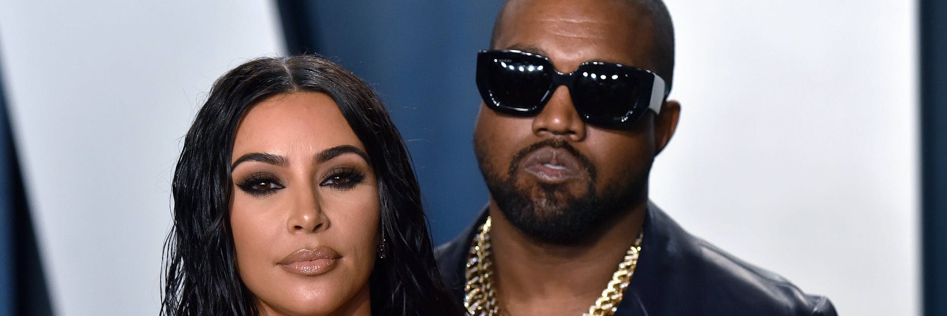 Nach mehreren Betrugsvorwürfen haben sich Kim Kardashian und Kanye West getrennt.