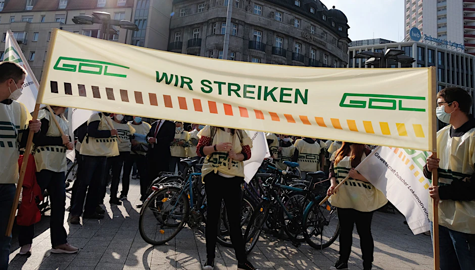 Warum der Bahn-Vorstand nun auch gerichtlich um seine Macht kämpft
