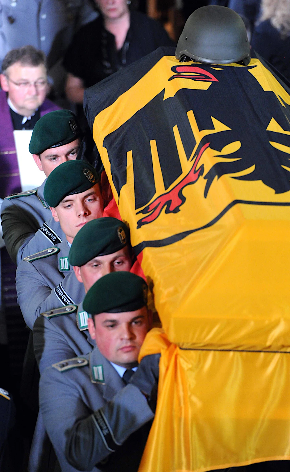Viele deutsche Soldaten sind während des Afghanistan-Einsatz ums Leben gekommen.