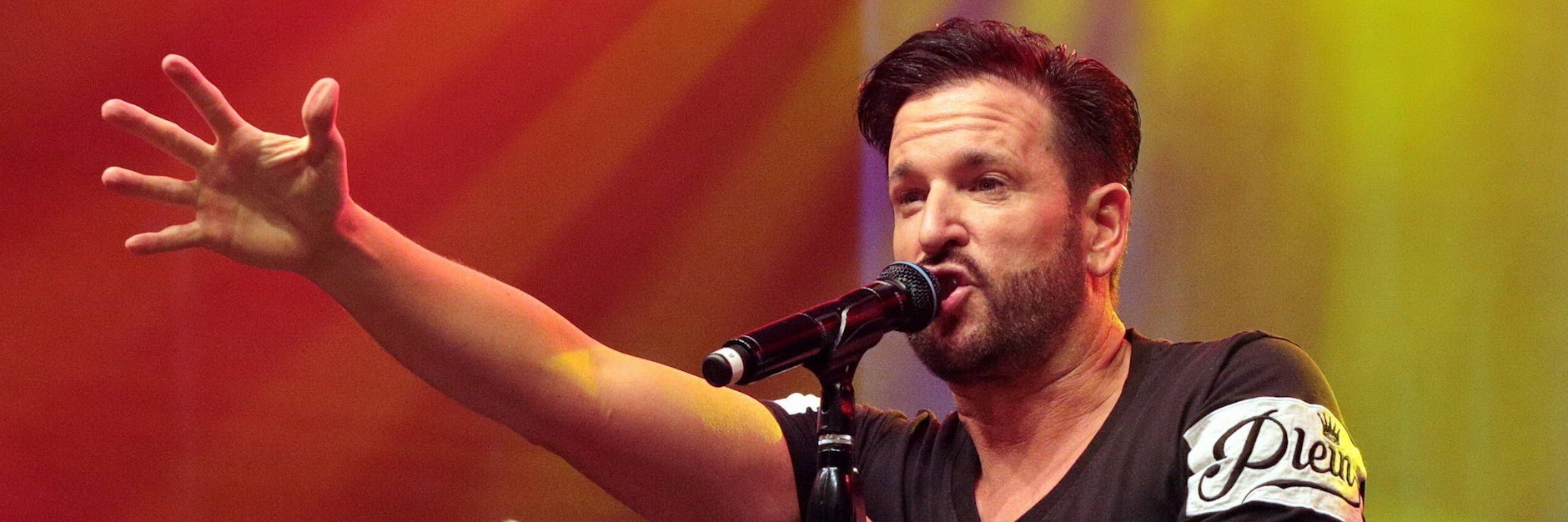 Michael Wendler bei einem Konzert.
