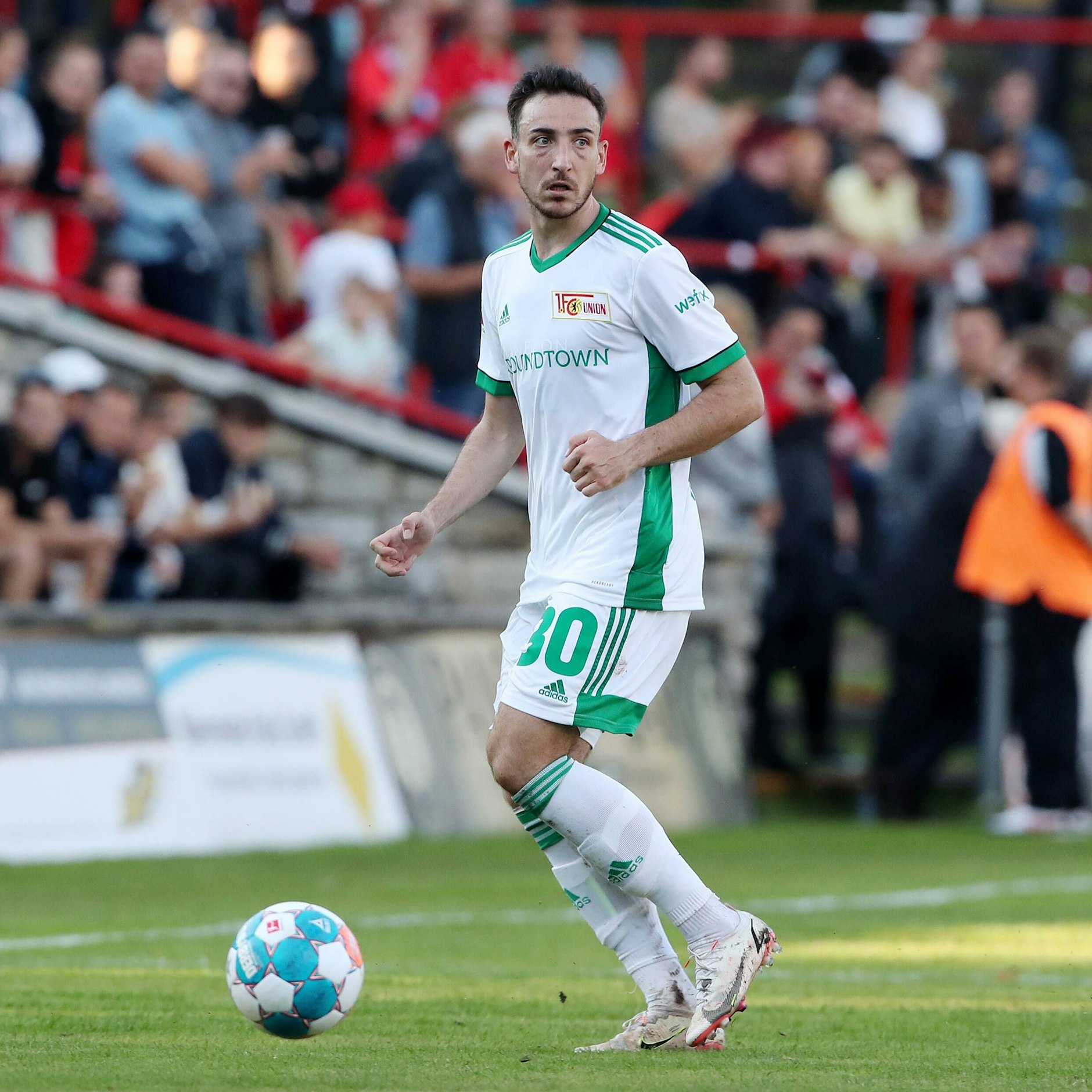 Sprang anders als der zweite Last-Minute-Neuzugang Bastian Oczipka noch auf den eisernen Europa-Zug mit auf: Kevin Möhwald.