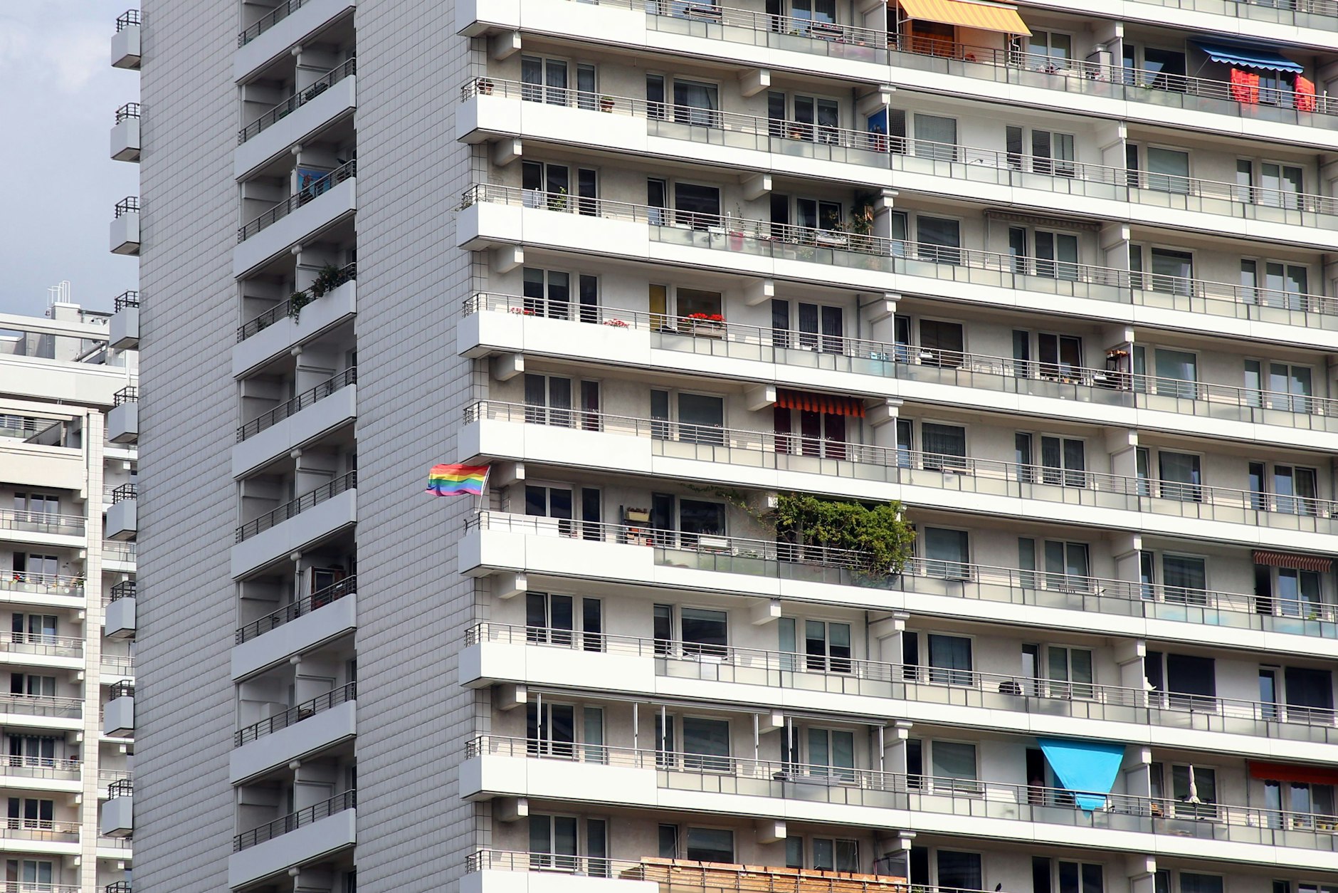 Wohnhäuser in der Leipziger Straße in Berlin. Wenn es nach dem Senat geht, soll der Mietanstieg stärker begrenzt werden.&nbsp;