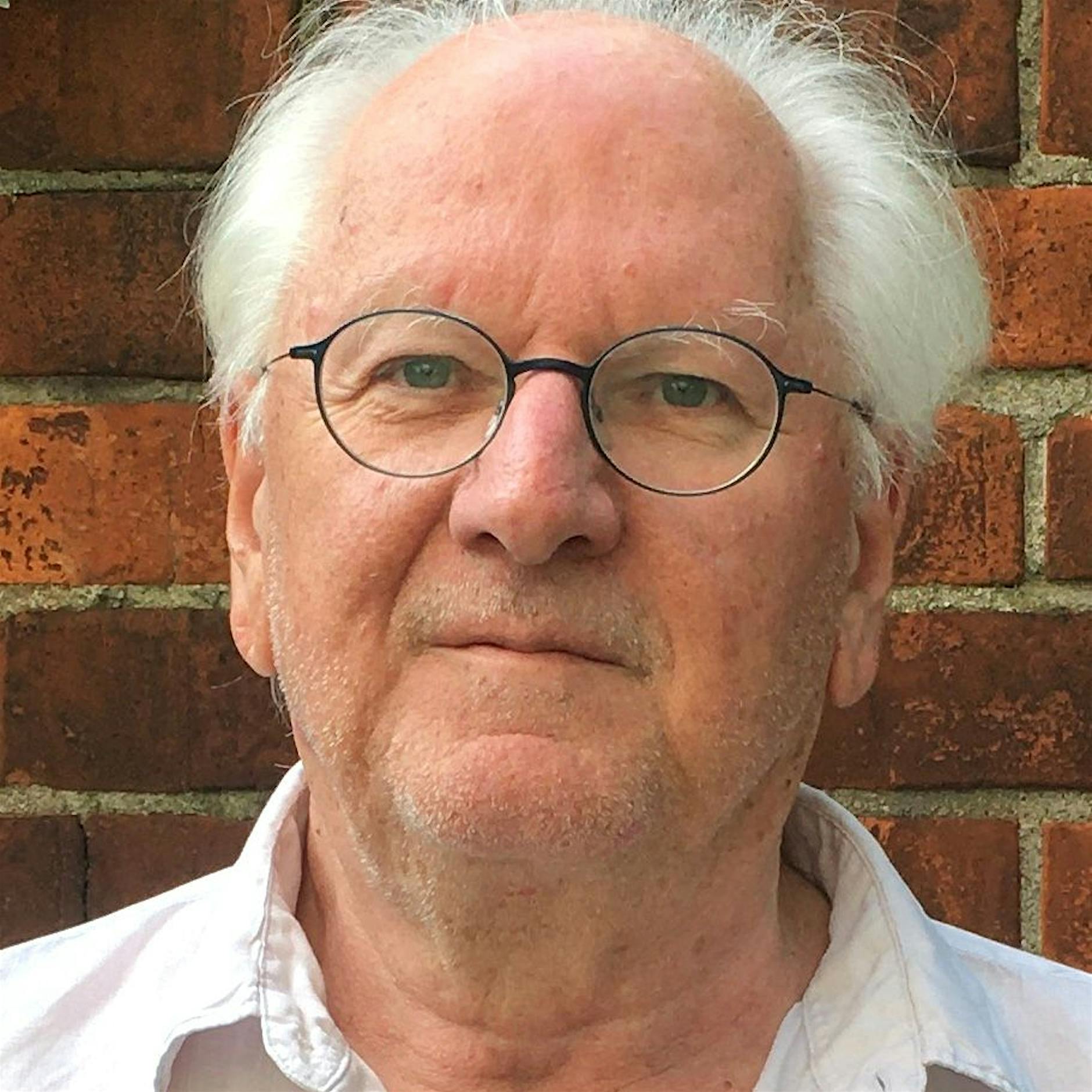 Author - Günther Grosser