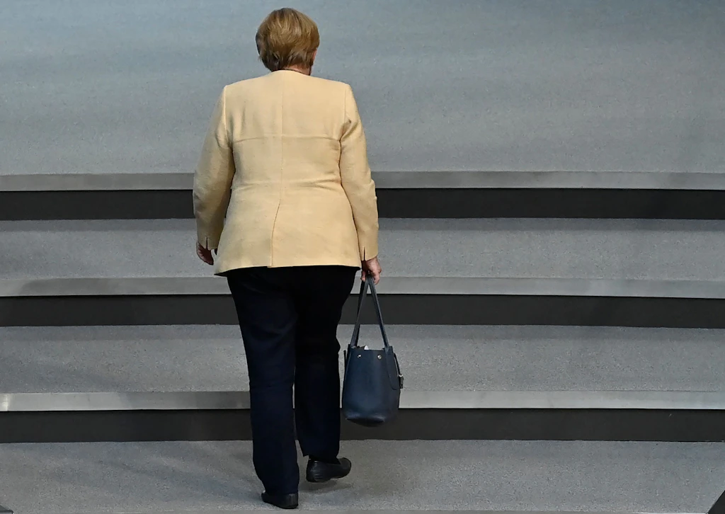 Letzte Rede im Parlament: Die Kanzlerin opfert sich ihrer Partei