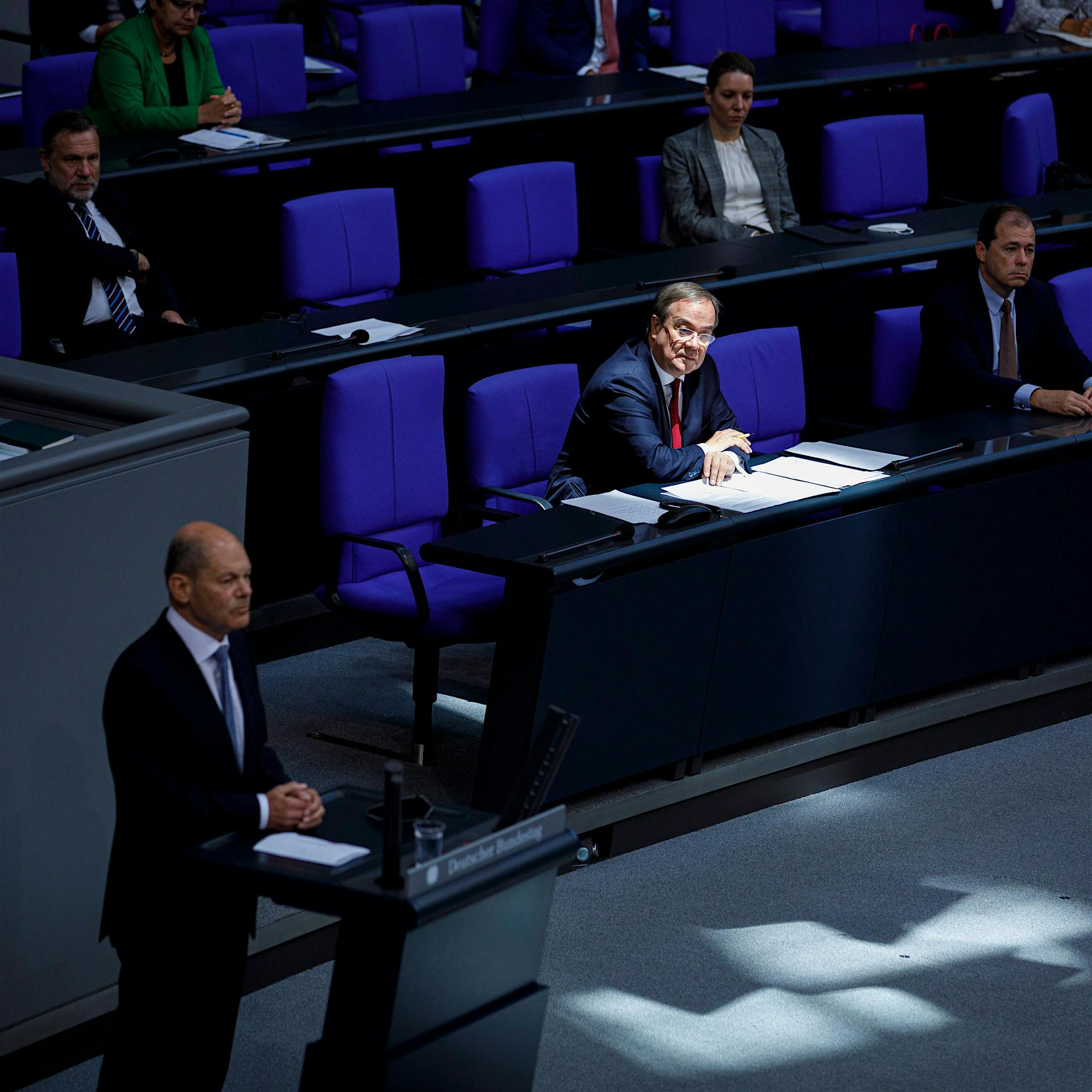 Wahl-Umfrage: Union stürzt auf Tiefstwert von 19 Prozent, SPD bei 25 Prozent