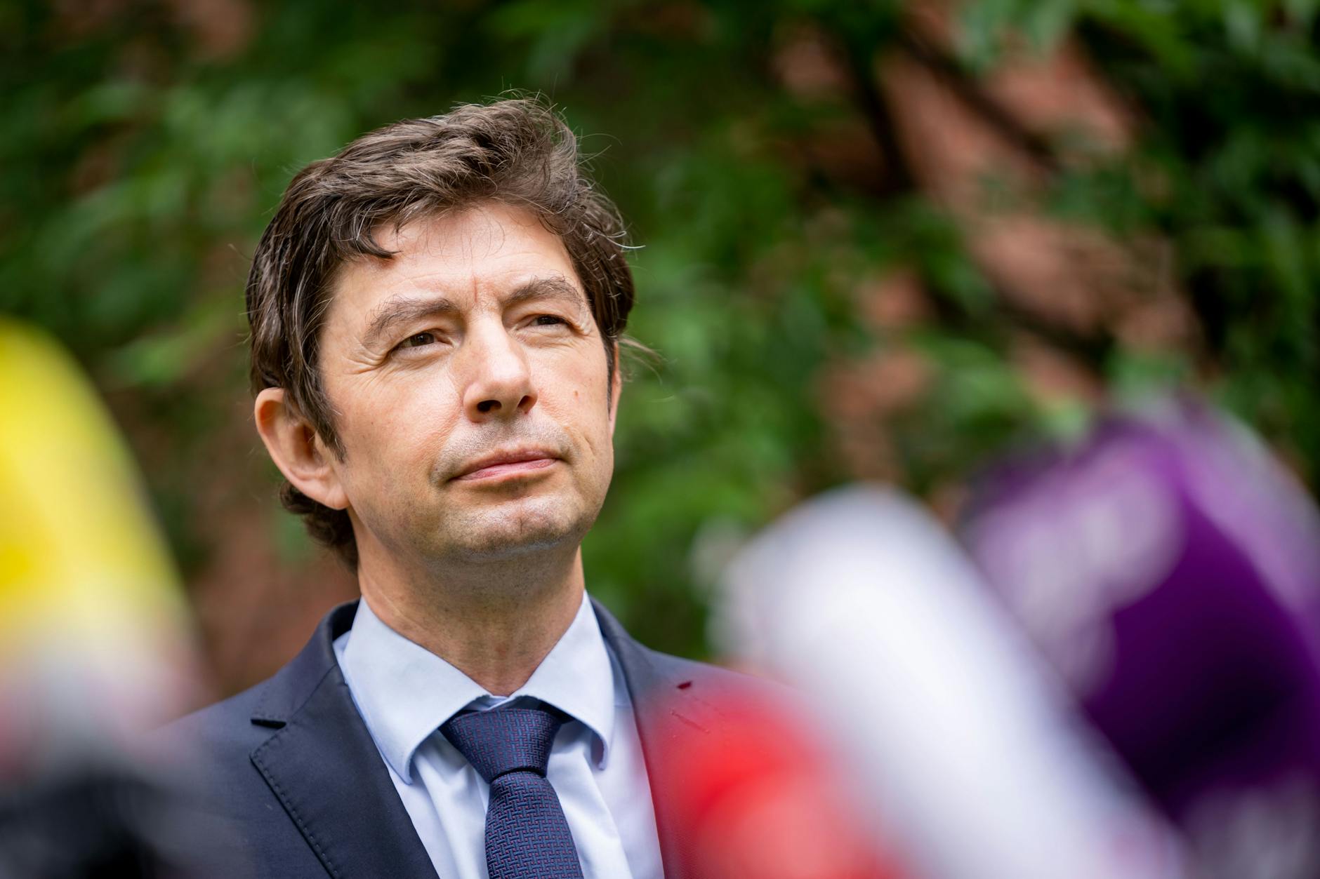 Der Berliner Virologe Christian Drosten möchte sich nach seiner doppelten Impfung mit dem Coronavirus infizieren, um seine Immunität zu stärken.