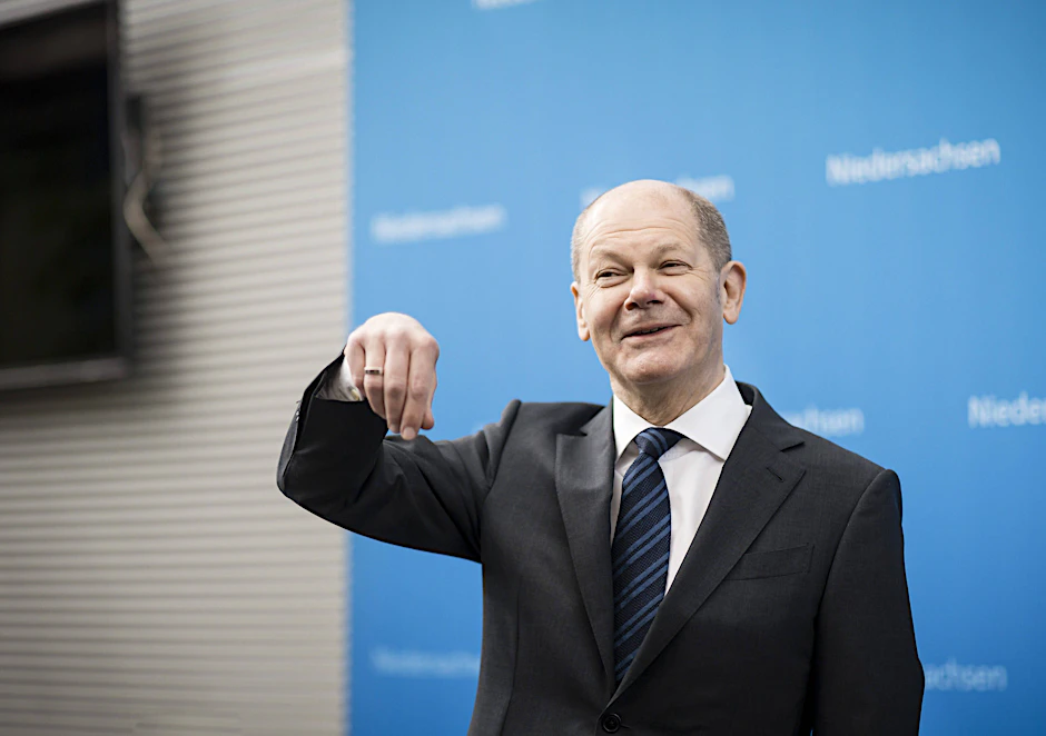 Hat gut lachen: Olaf Scholz zieht auch in Bayern an den anderen Kanzlerkandidaten vorbei.