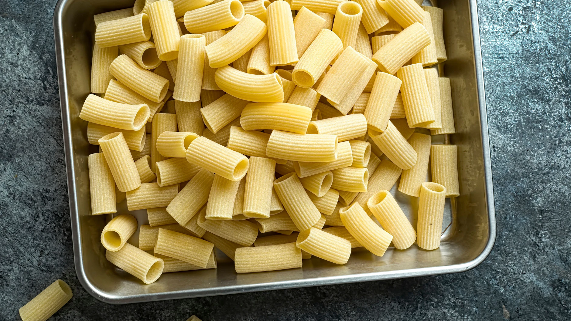 Rigatoni al Forno: Mit diesem einfachen Rezept werden die überbackenen ...