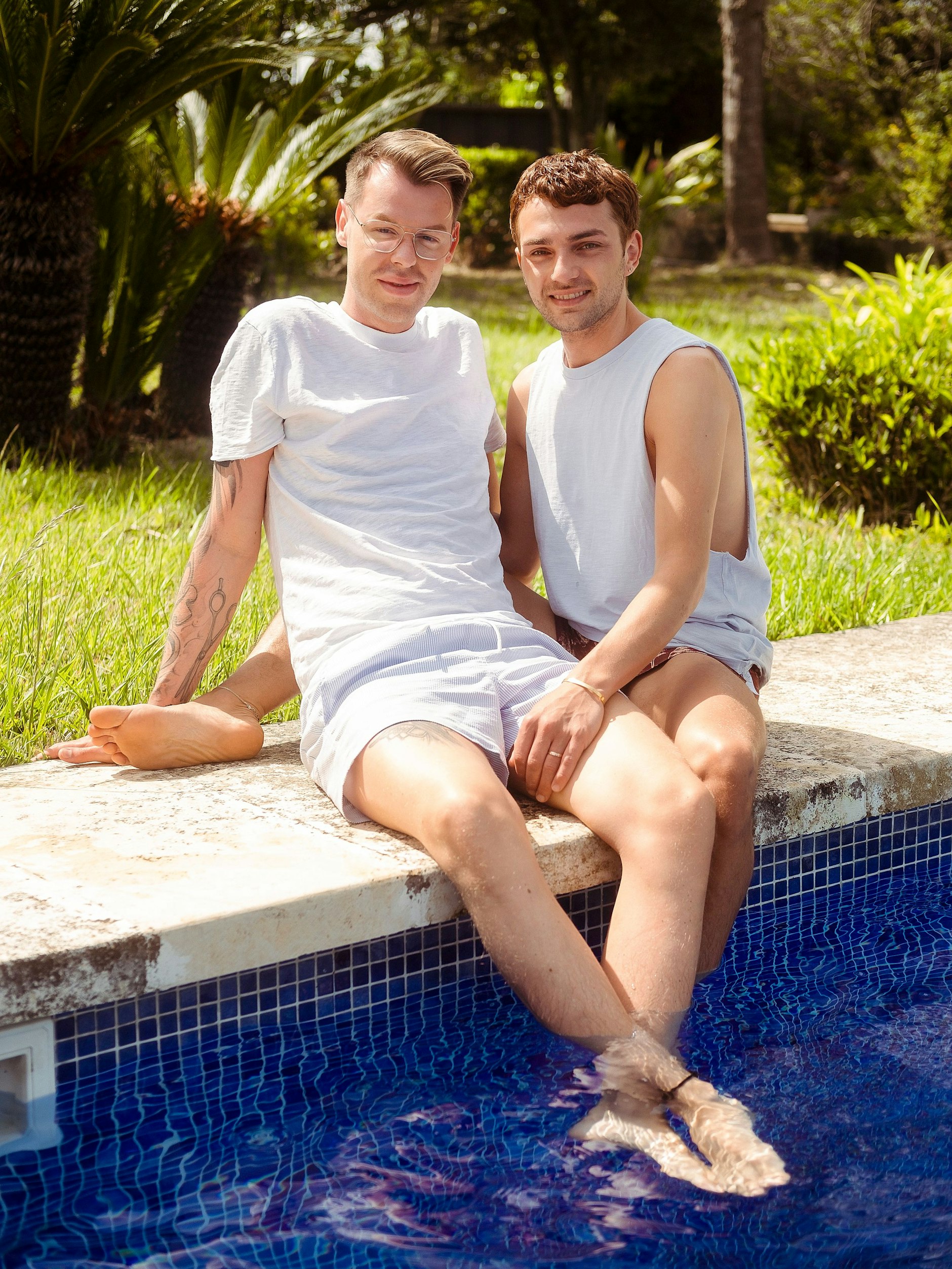 Echt oder Fake? Robin (28) und Waldemar (26) sind angeblich seit Jahren zusammen - Robin war aber 2018 Teilnehmer in der Nackedei-Sendung „Naked Attraction“. Nun steht er mit angeblichem Partner bei „How Fake Is Your Love“ vor der Kamera.