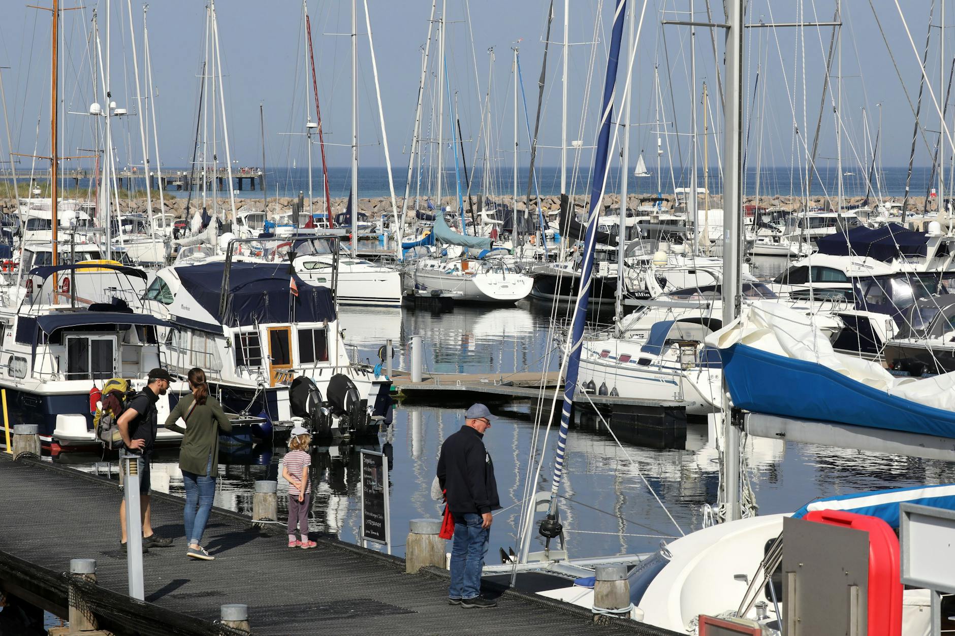 Zum Auftakt der MV-Tourismustage wurde eine Studie zur Akzeptanz des Tourismus vorgestellt, nach der die Menschen in Mecklenburg-Vorpommern die große Zahl von Urlaubern in ihrem Bundesland nicht nur positiv sehen.